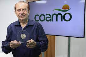Entrevista agora com Dr. Aroldo Presidente da Coamo, que está no Entreposto de Mamborê Pr.
